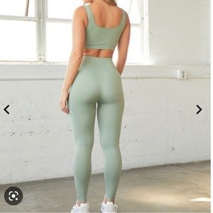 SET Active - Matcha Sculptflex Leggings - size XS